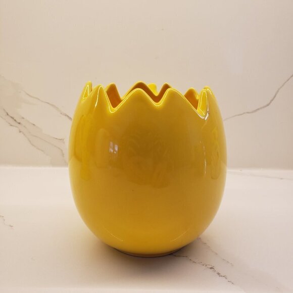 Vintage Set of 2 Vintage Yellow Chick Hugging Egg Planter Tall Strawberr… - Picture 5 of 13